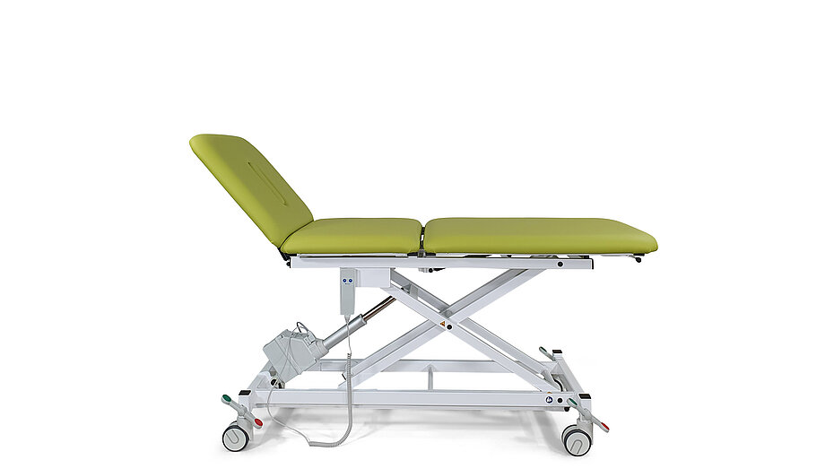 Therapieliege mit 3-teiliger Liegefläche und Höhenverstellung